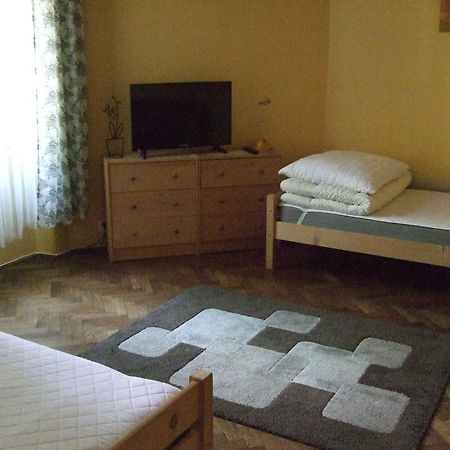 Old Walls Hostel Красков Екстериор снимка