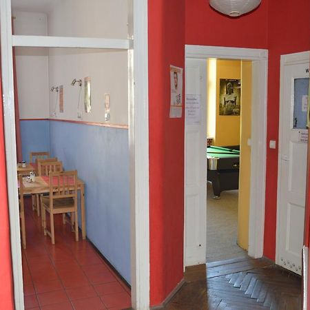 Old Walls Hostel Красков Екстериор снимка