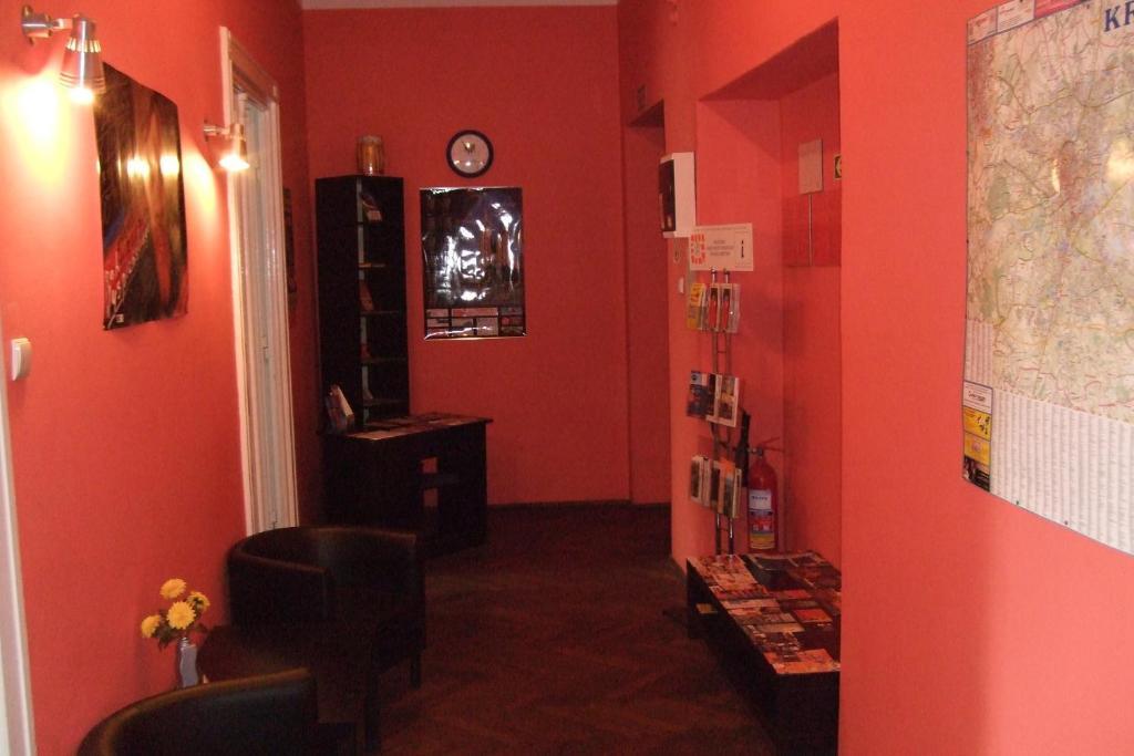 Old Walls Hostel Красков Екстериор снимка