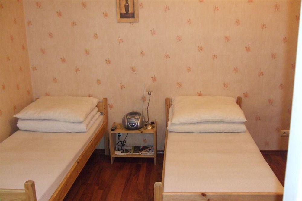 Old Walls Hostel Красков Екстериор снимка