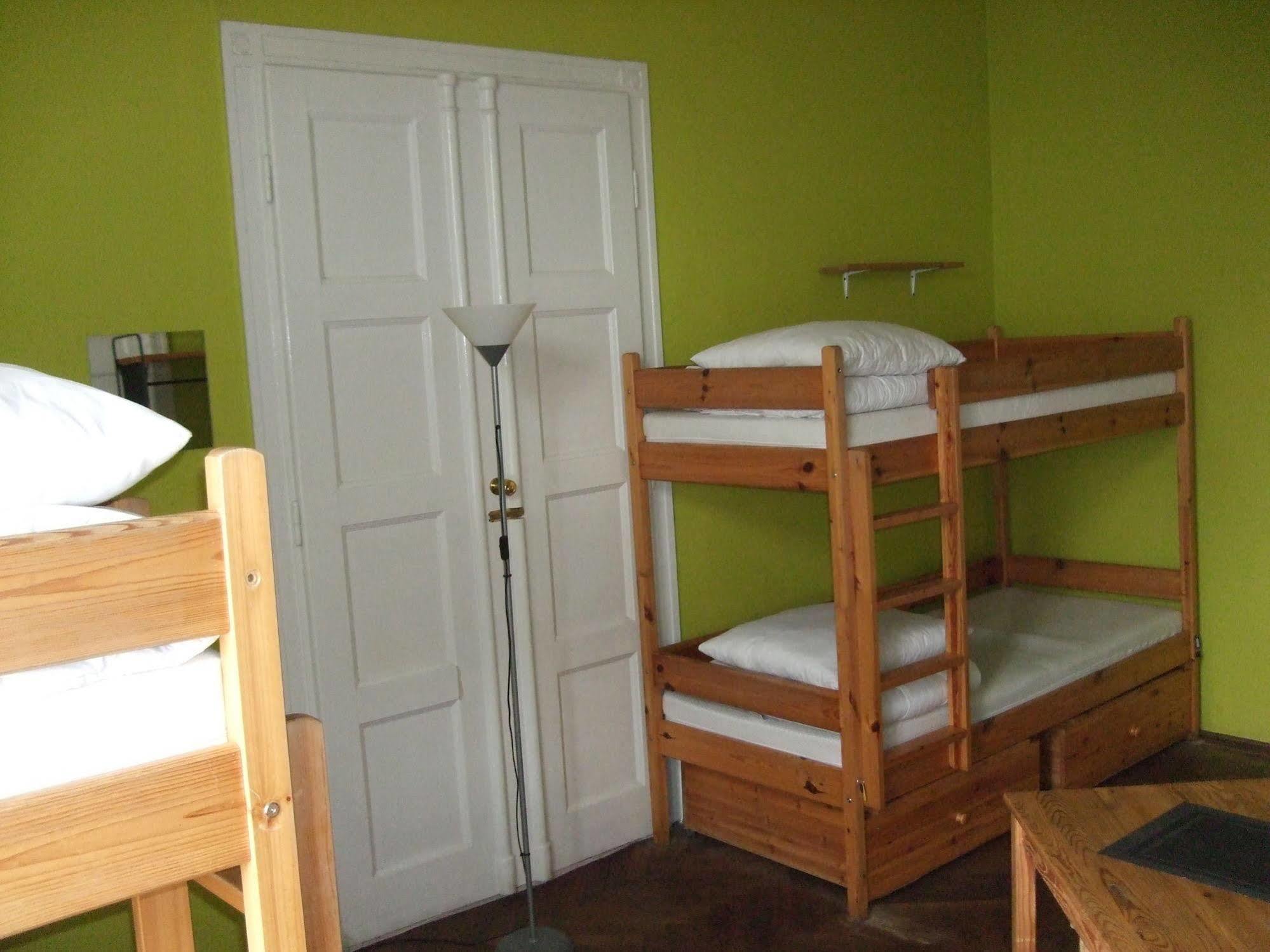 Old Walls Hostel Красков Екстериор снимка