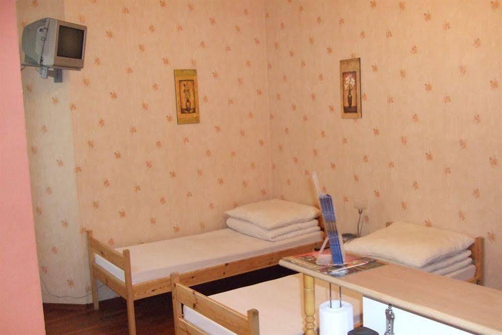 Old Walls Hostel Красков Екстериор снимка
